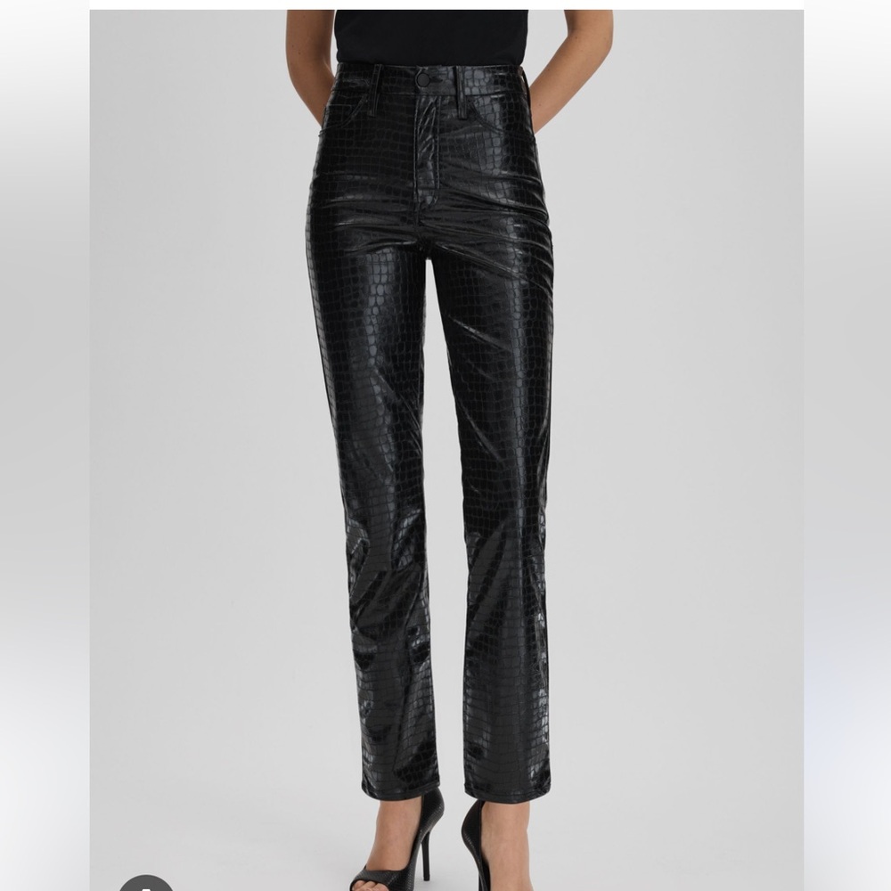 Good American | Good Straight in Black Croc